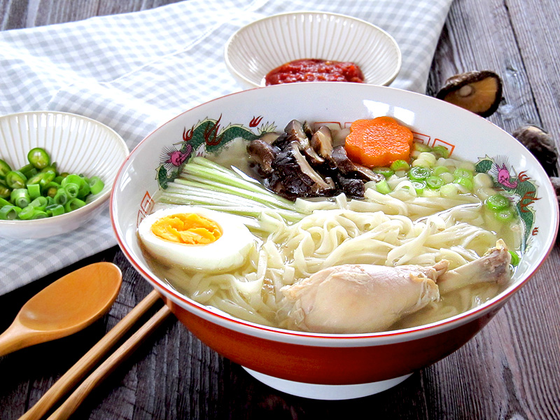 Chinesische Hühnersuppe selber machen | insider Asia