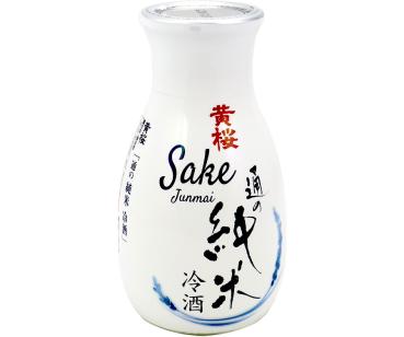 Sake in Karaffen-Flasche, Junmai