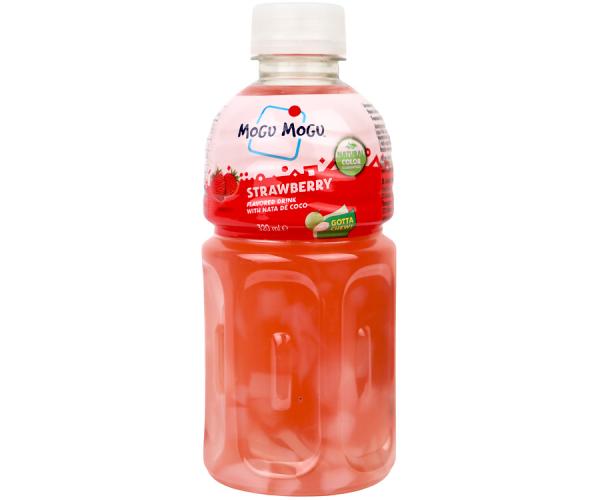 Erdbeer-Getränk mit Nata de coco Erdbeer-Getränk mit Nata de coco